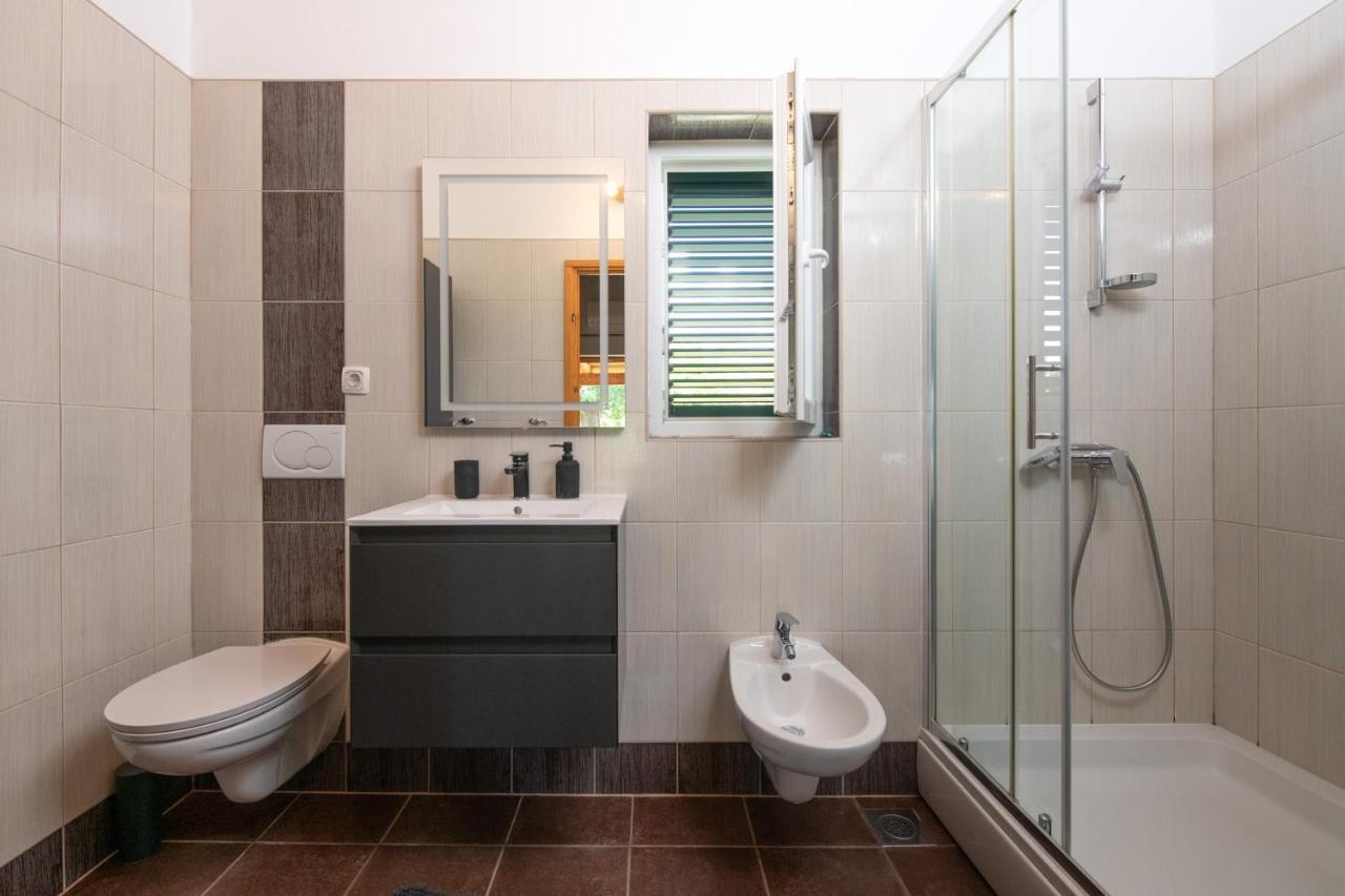 House Boris Apartman Loborika Kültér fotó